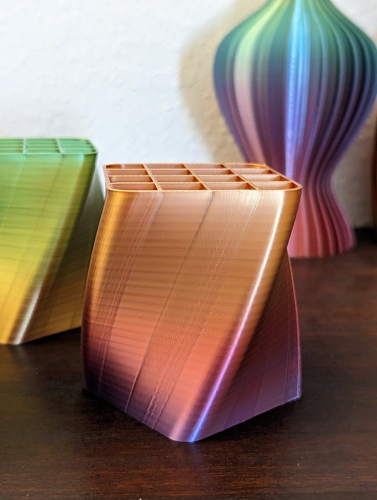Pen holder